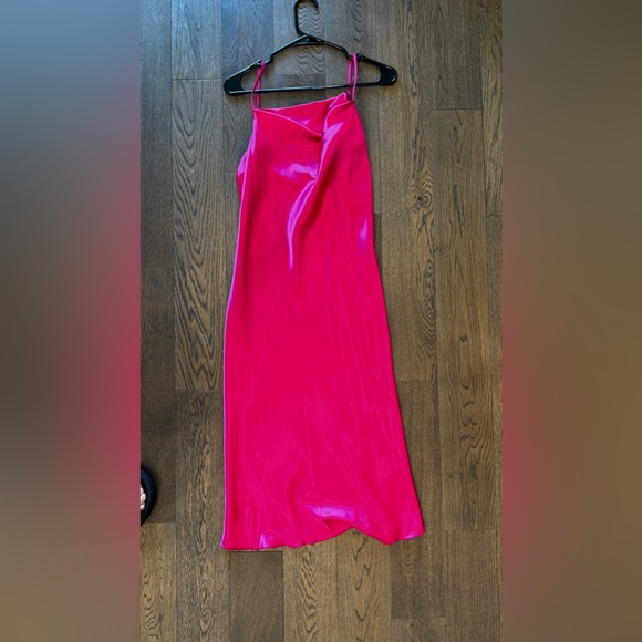 BEBE SATIN COWL NECK SLIP MIDI DRESS IN FUSCHIA - Picture 4 of 6